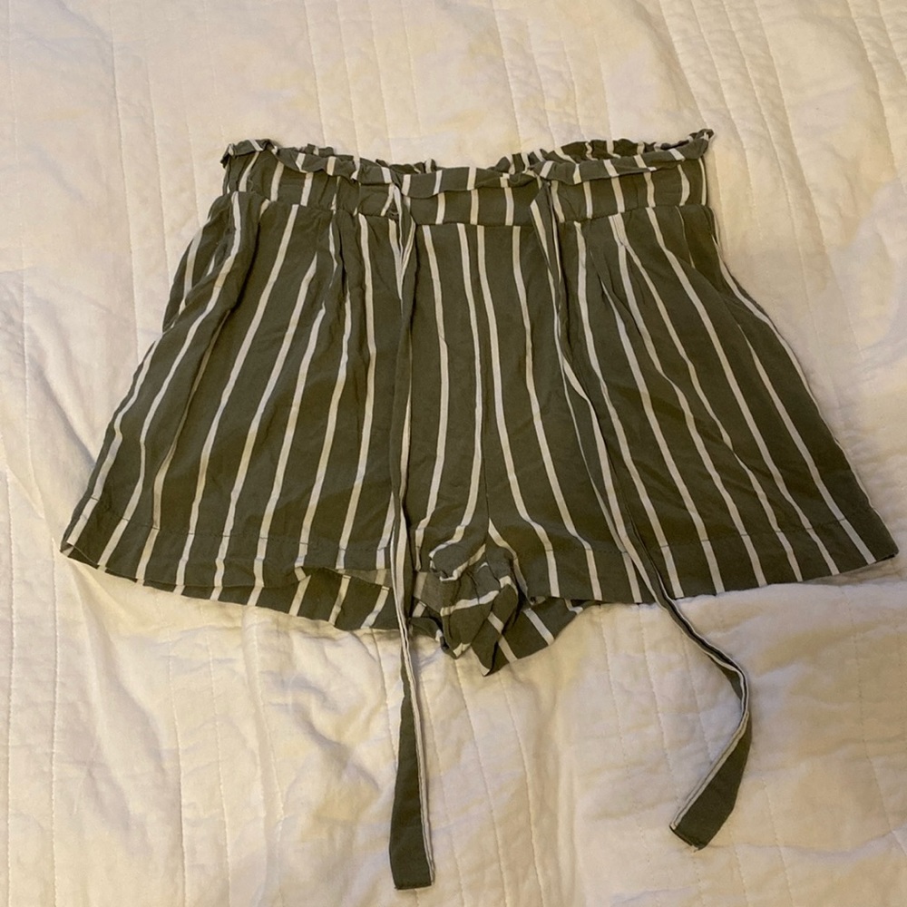 green striped tie shorts
